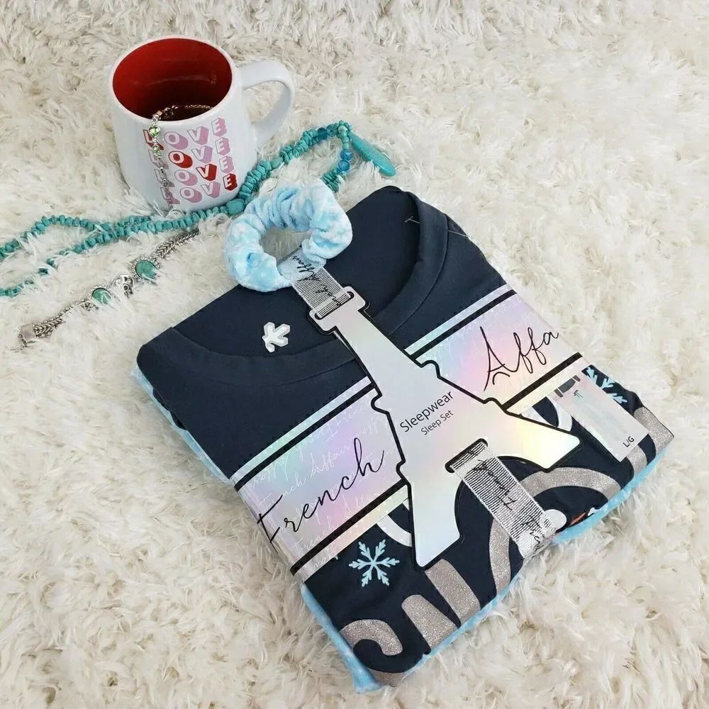 NWT French Affair LARGE Sleepwear Pajama Gift Set OP TO SNOW 0000